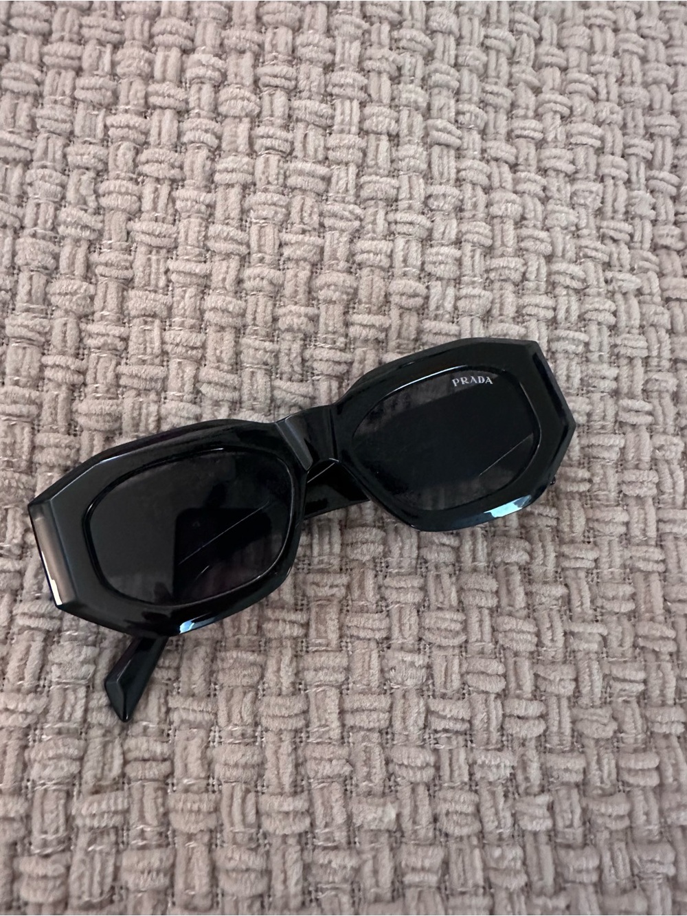 Faux Designer Black Geometric Sunglasses